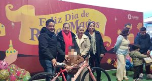 Omar Sánchez lleva alegría, sorpresas y diversión con un gran recorrido para festejar el “Día de Reyes” en Calimaya