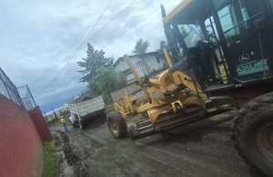 Vecinos denuncian atención deficiente de funcionarios